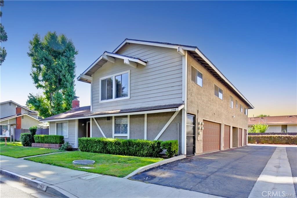 254 W Grove Street 4