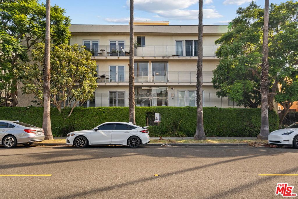 843 4th Street 106