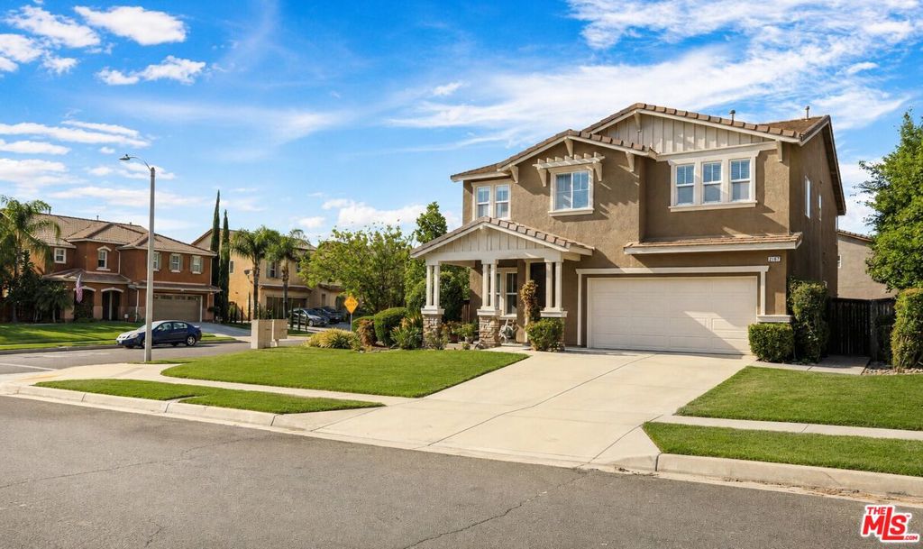 2167 Snowberry Lane