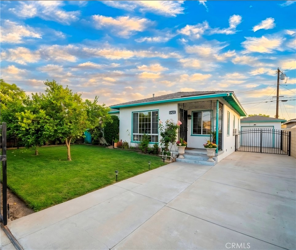 6423 Loch Alene