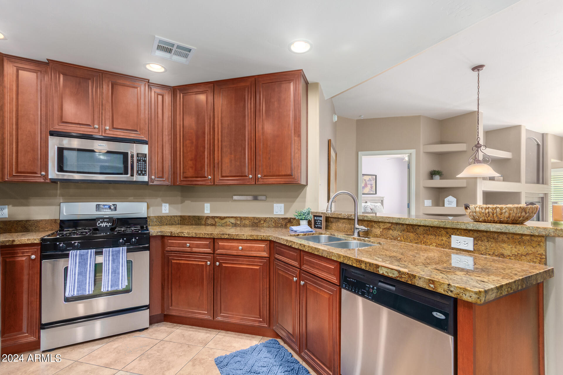 5450 E DEER VALLEY Drive 1199, Phoenix, AZ 85054