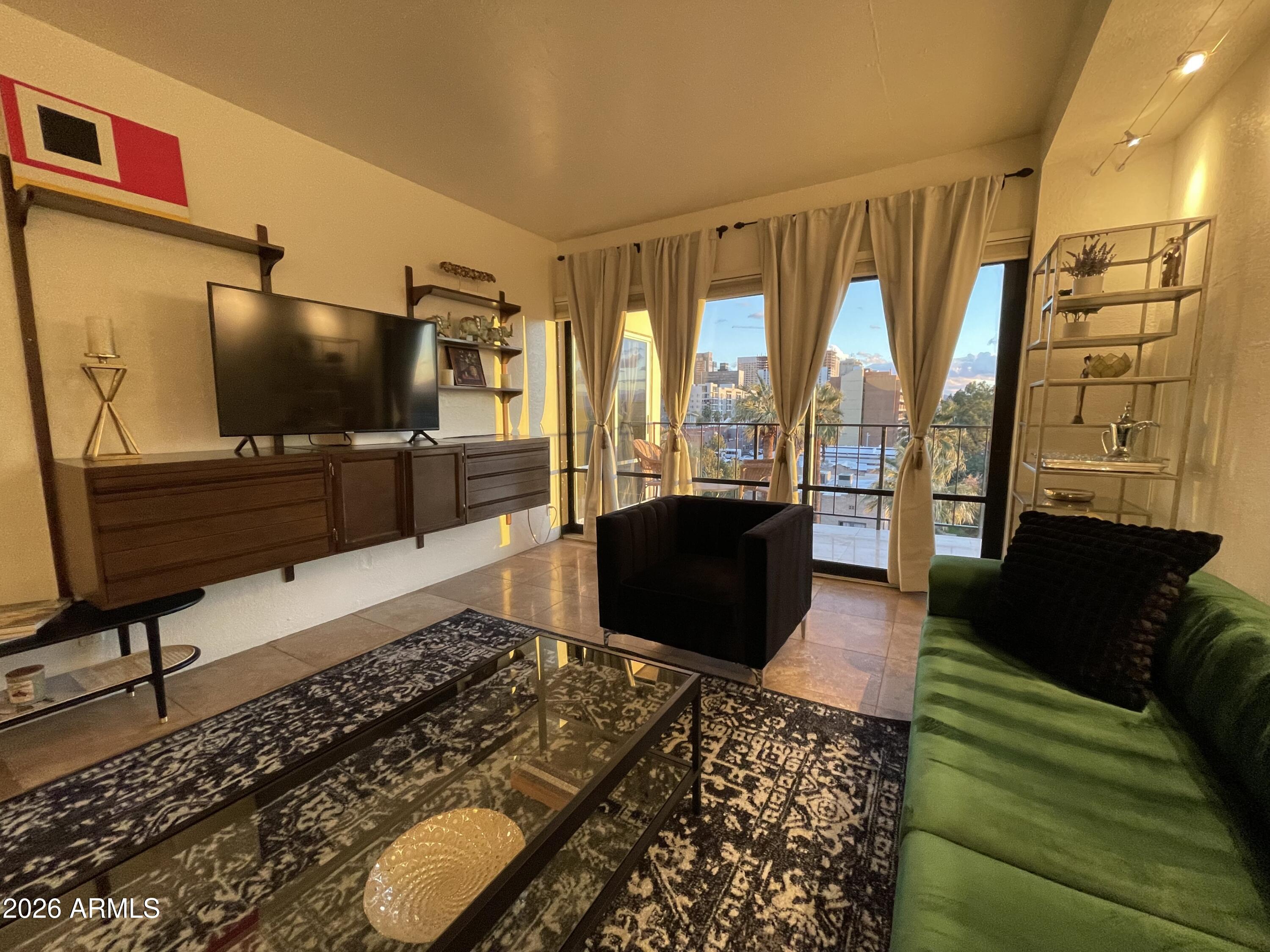 805 N 4TH Avenue 502, Phoenix, AZ 85003