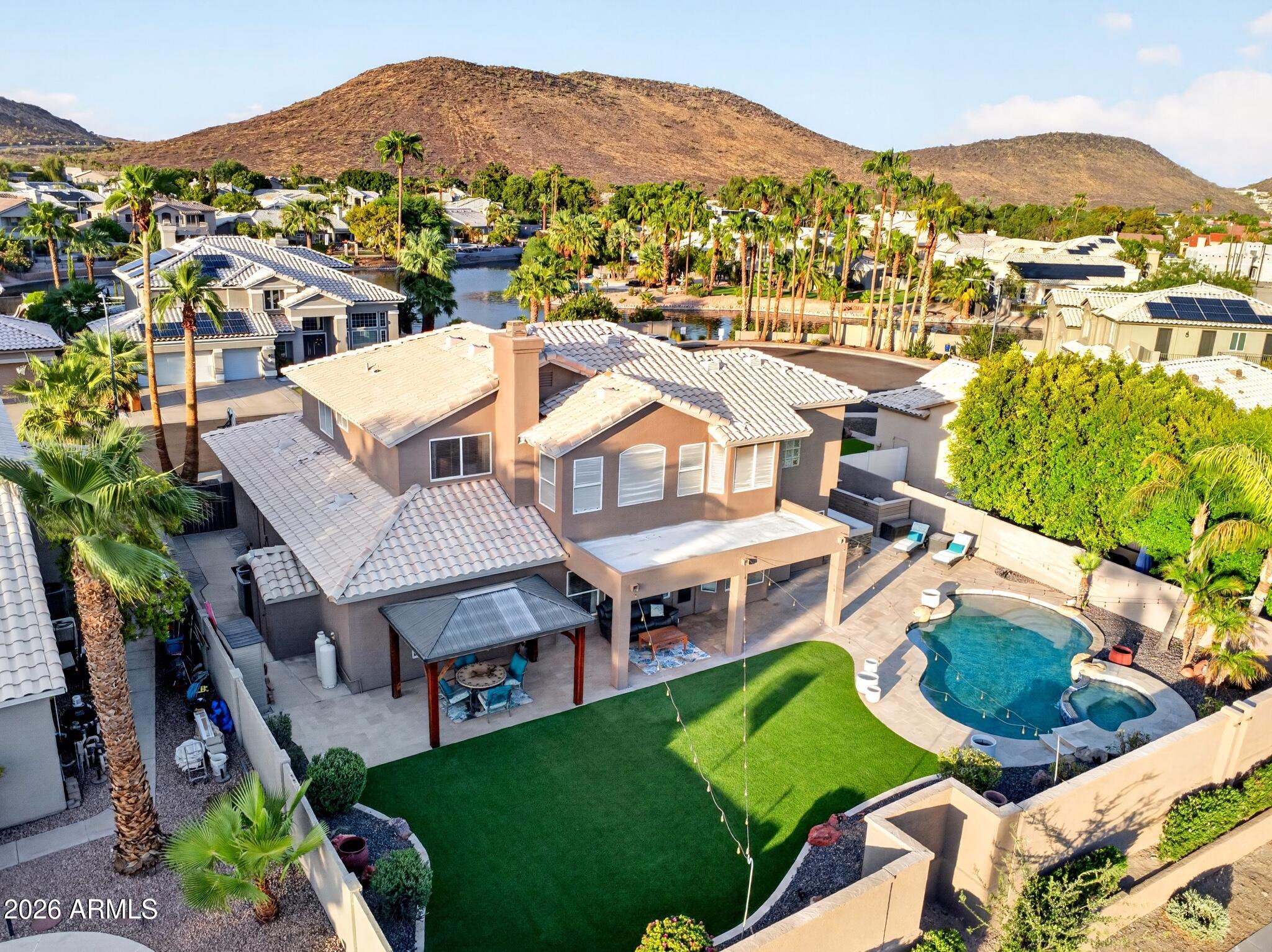 6261 W LOUISE Drive, Glendale, AZ 85310