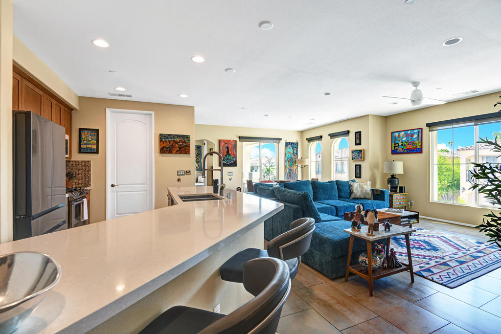 1402 Guzman Lane