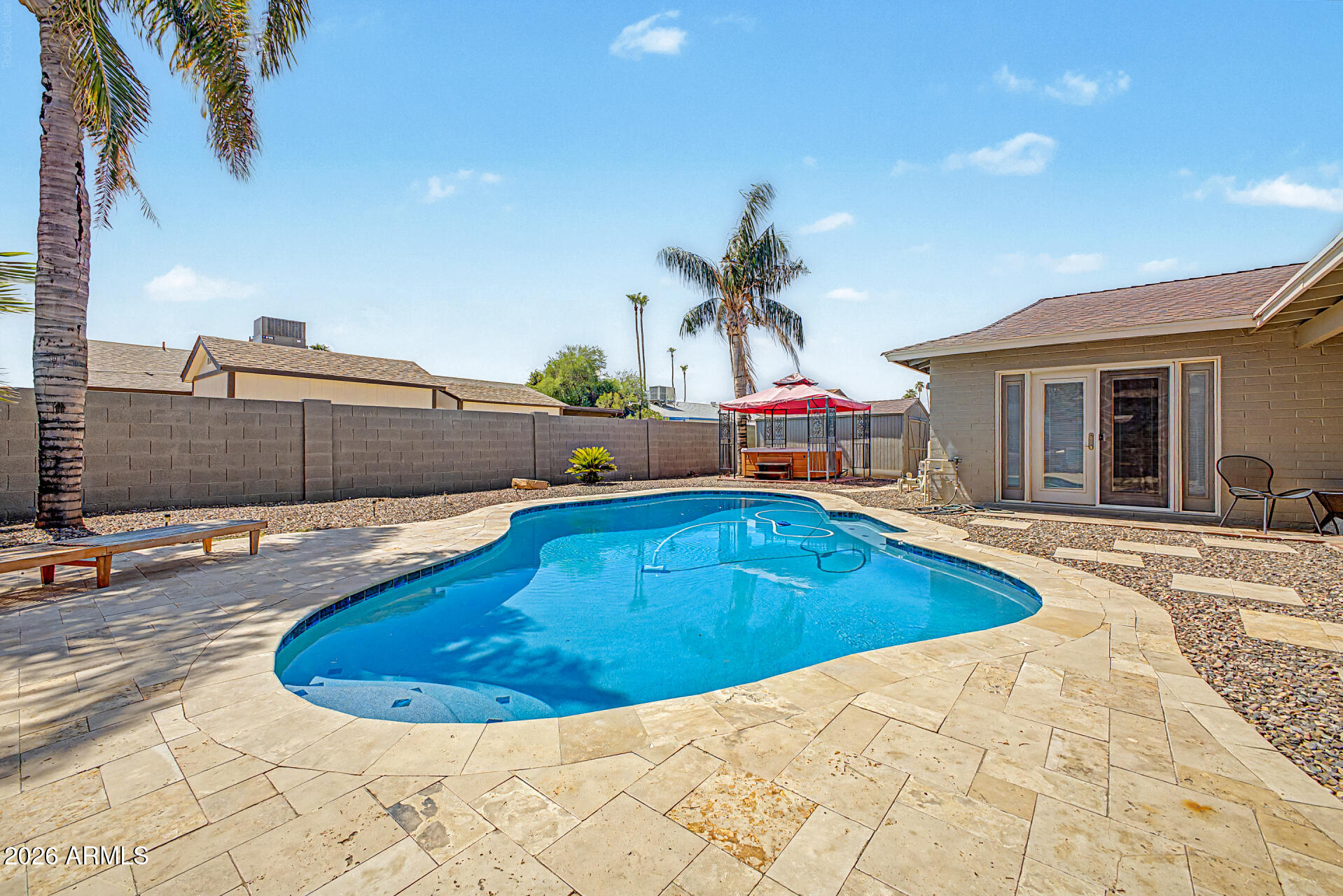 5325 W MESCAL Street, Glendale, AZ 85304