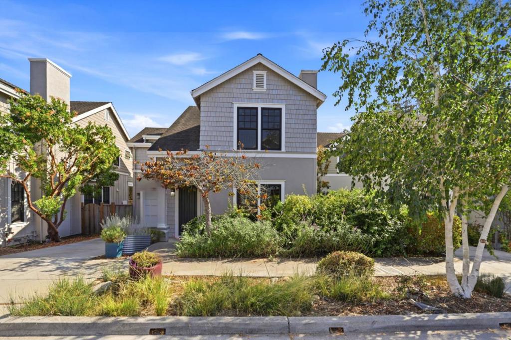 119 Tosca Terrace
