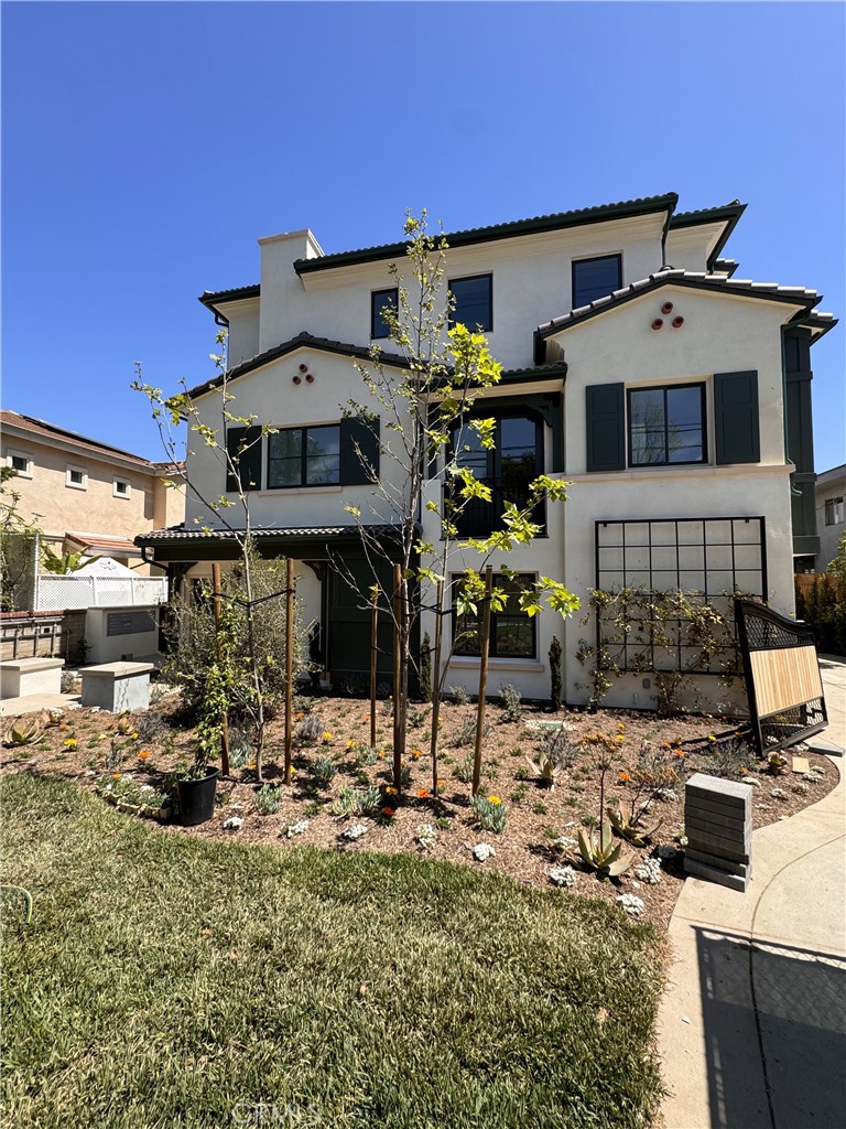 1022 La Cadena Ave C
