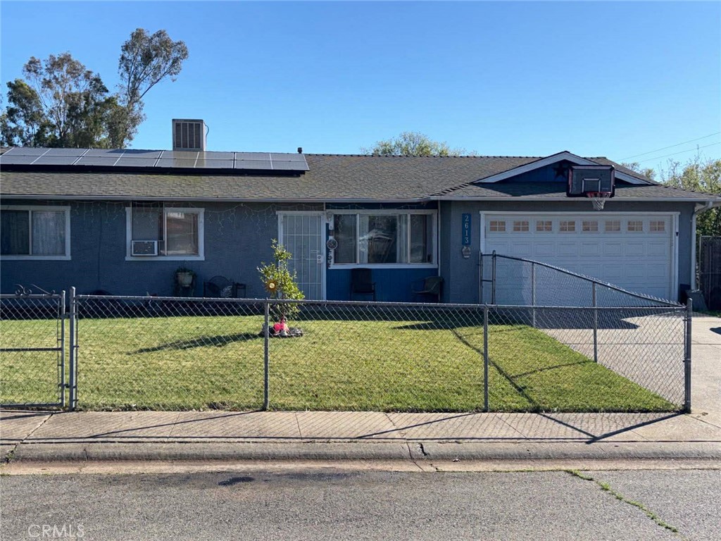 2613 Forestview