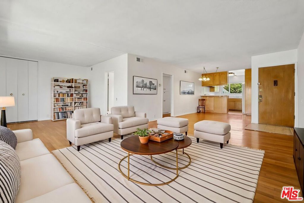 3200 S Sepulveda Boulevard K36