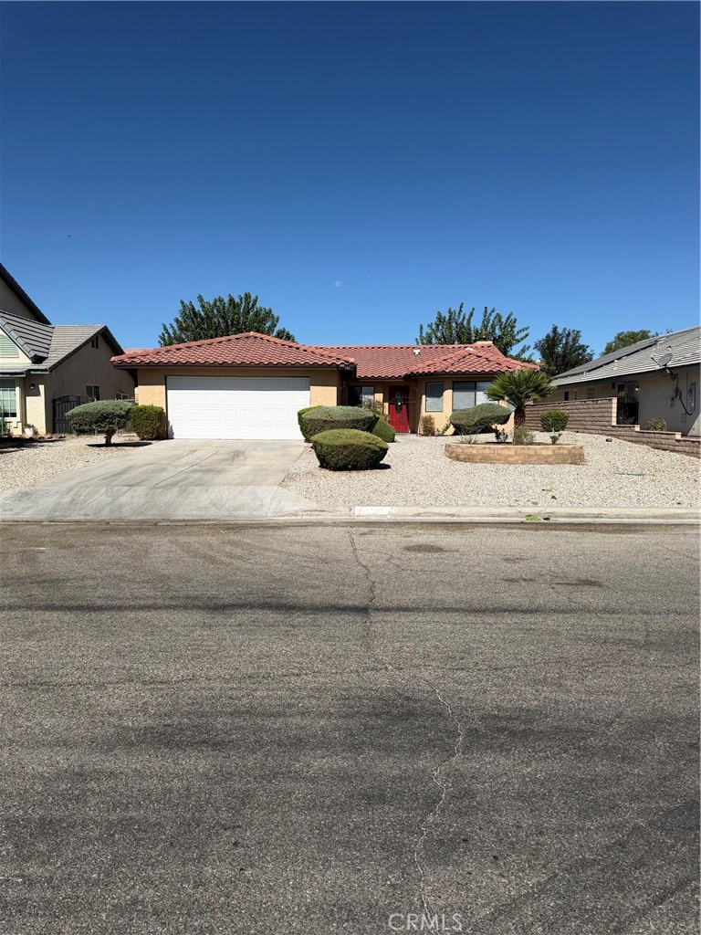 27290 Outrigger Lane