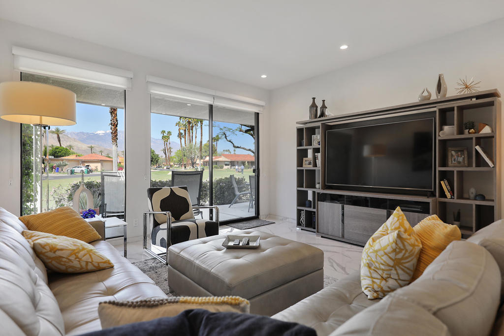88 La Ronda Drive