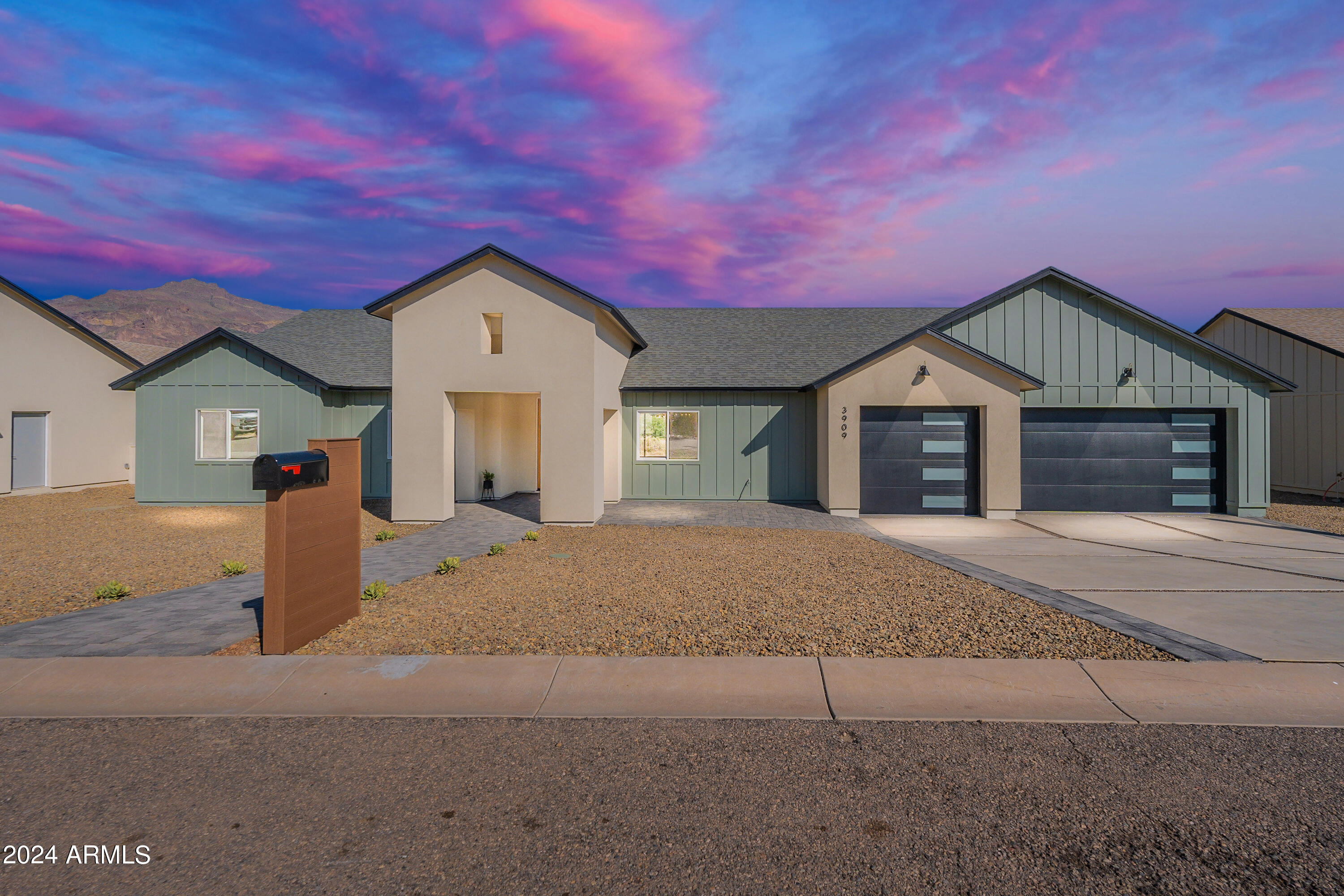 3909 S Veronica Lane, Gold Canyon, AZ 85118
