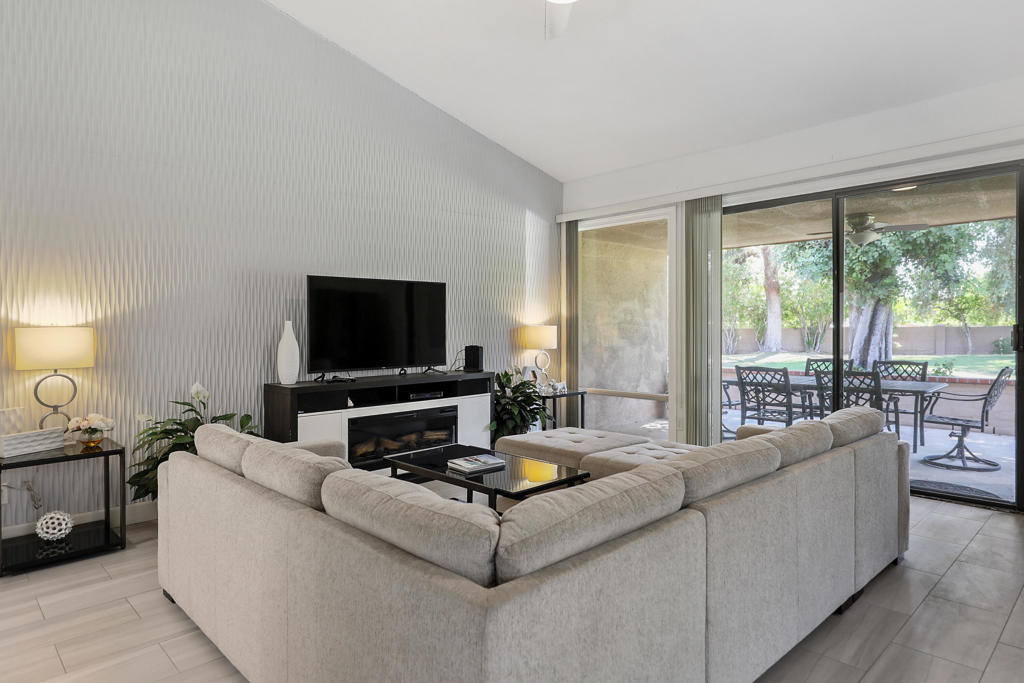 5 Majorca Drive