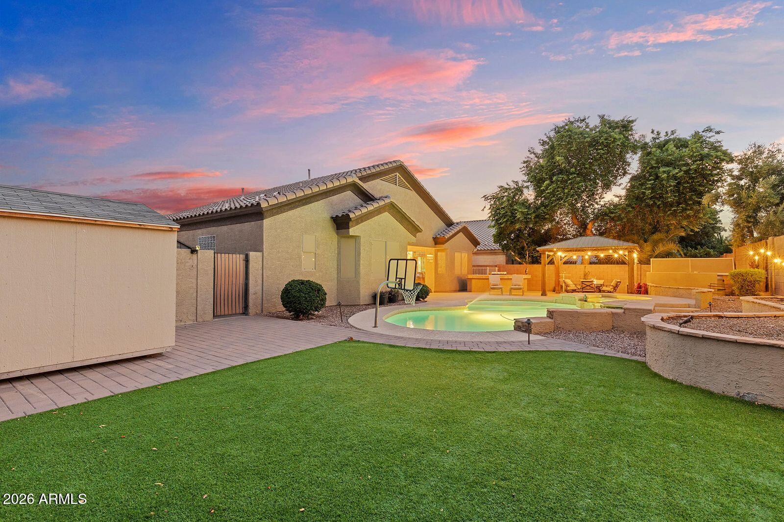 8710 E HOBART Street, Mesa, AZ 85207