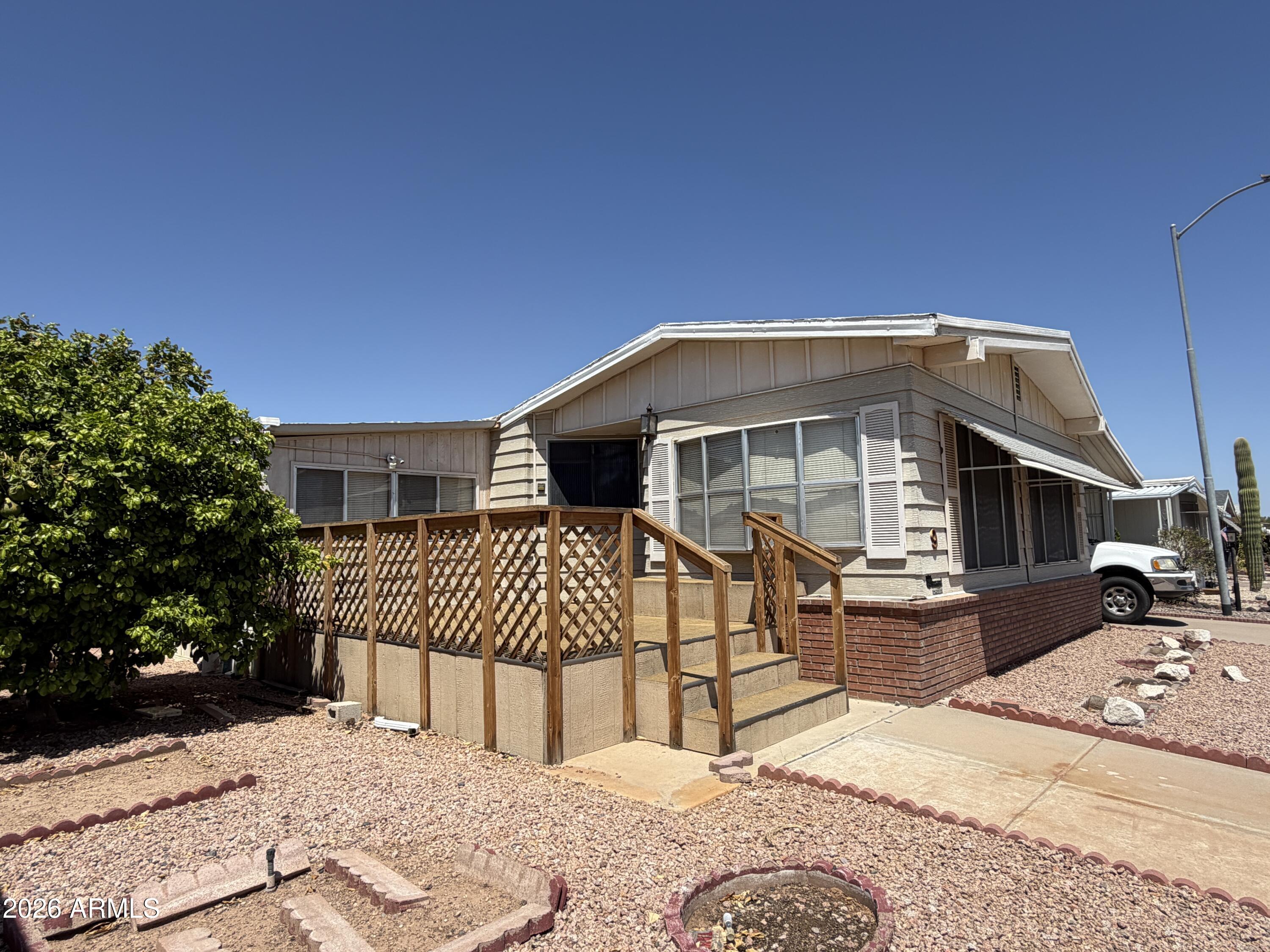 450 W SUNWEST Drive 9, Casa Grande, AZ 85122
