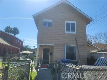 632 E 45th