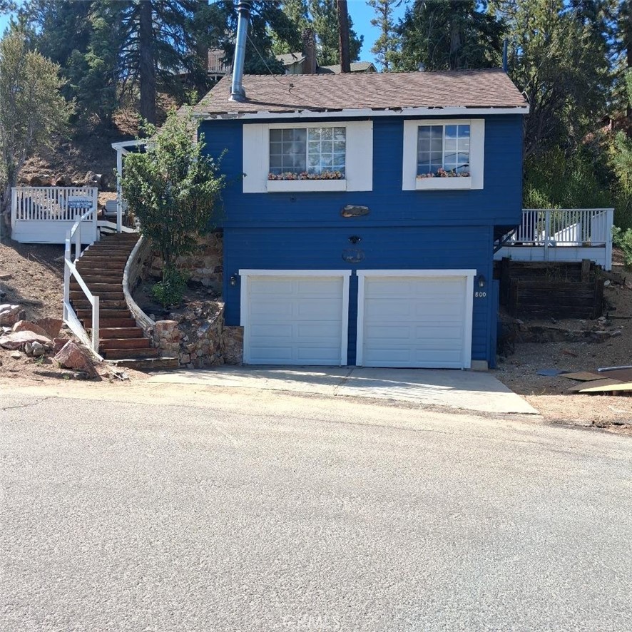 800 Cameron Drive