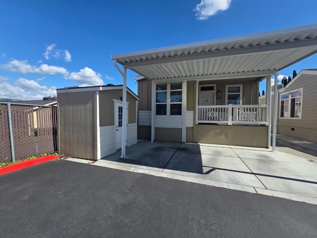 1520 E Capitol Expressway 52C