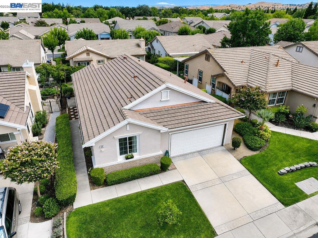 522 Encore Way