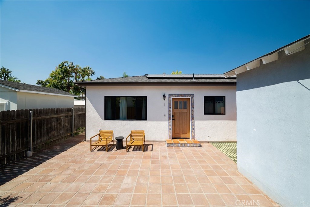 613 W Olive 1