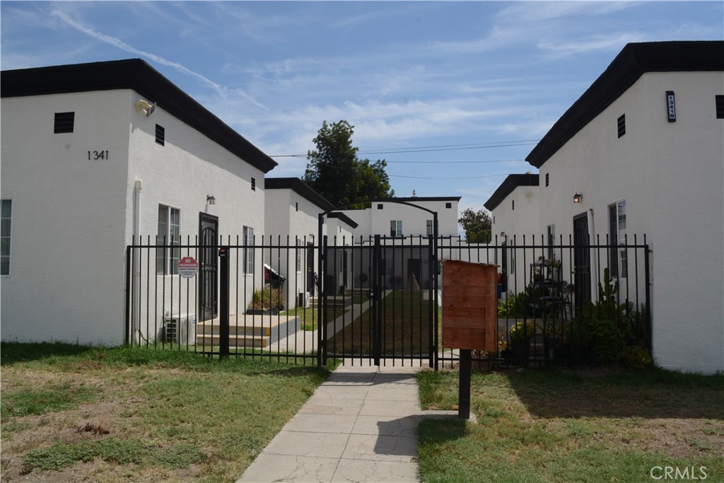 1341 N D