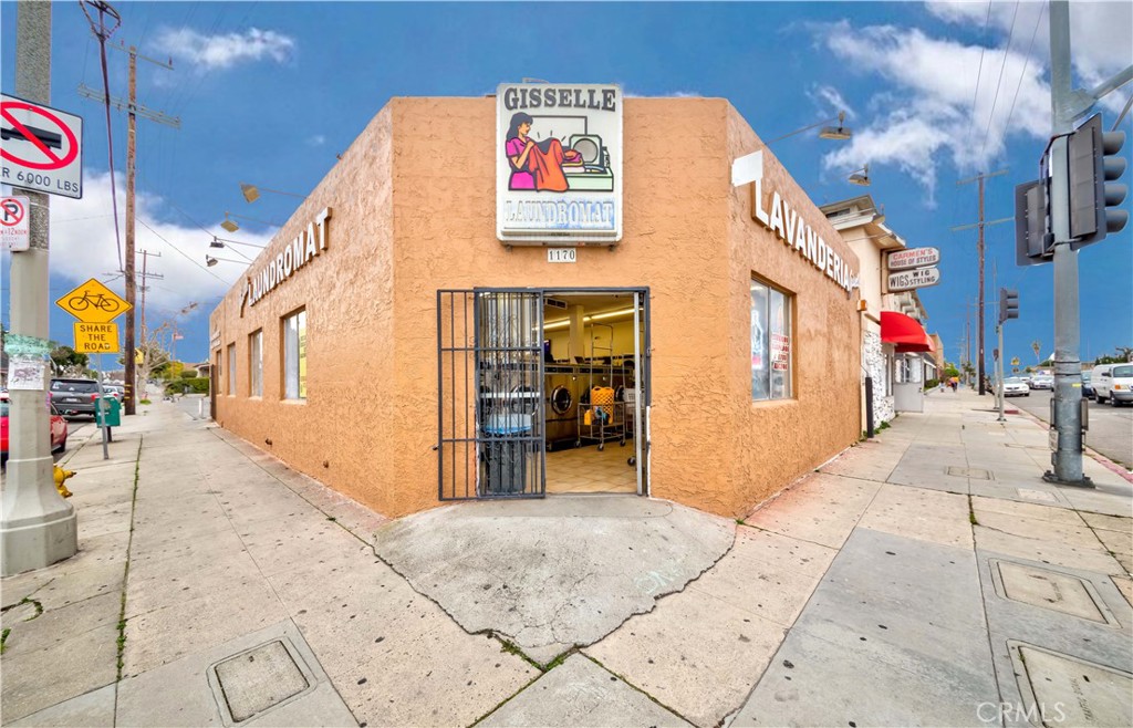 1170 N Wilmington Boulevard