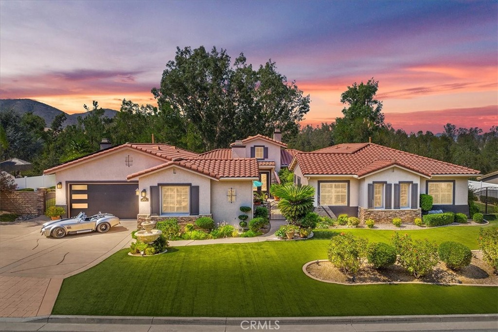 42926 Joshua Tree Court