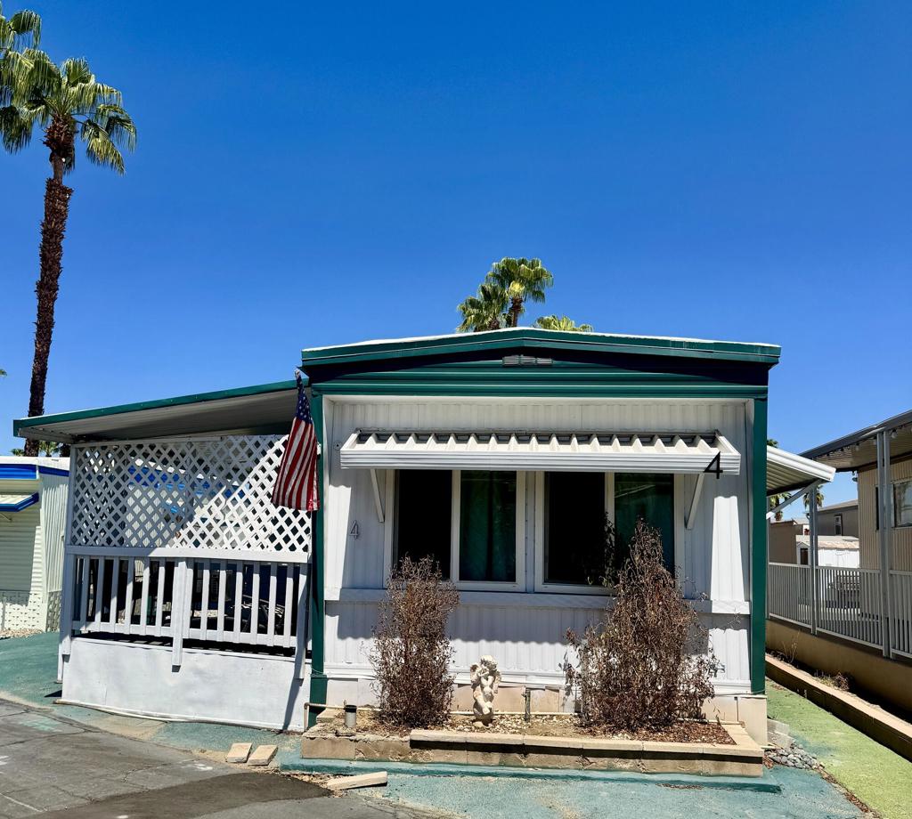 4 Arthur Drive