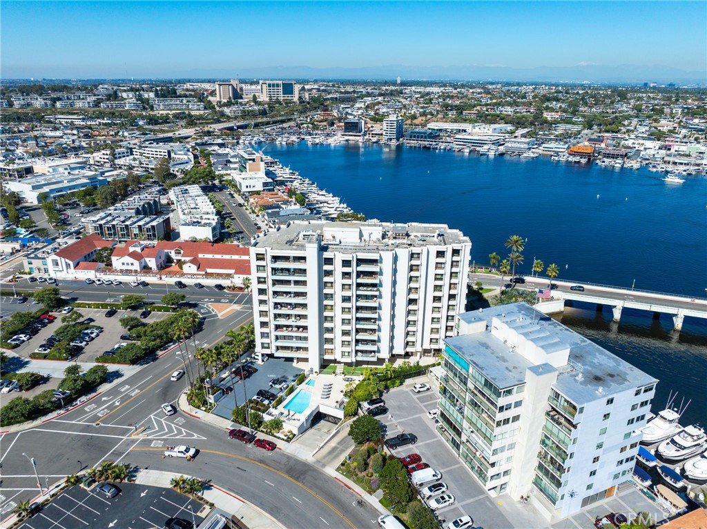 601 Lido Park