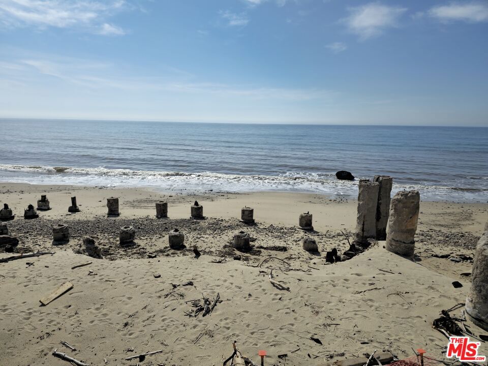 19052 Pacific Coast Highway