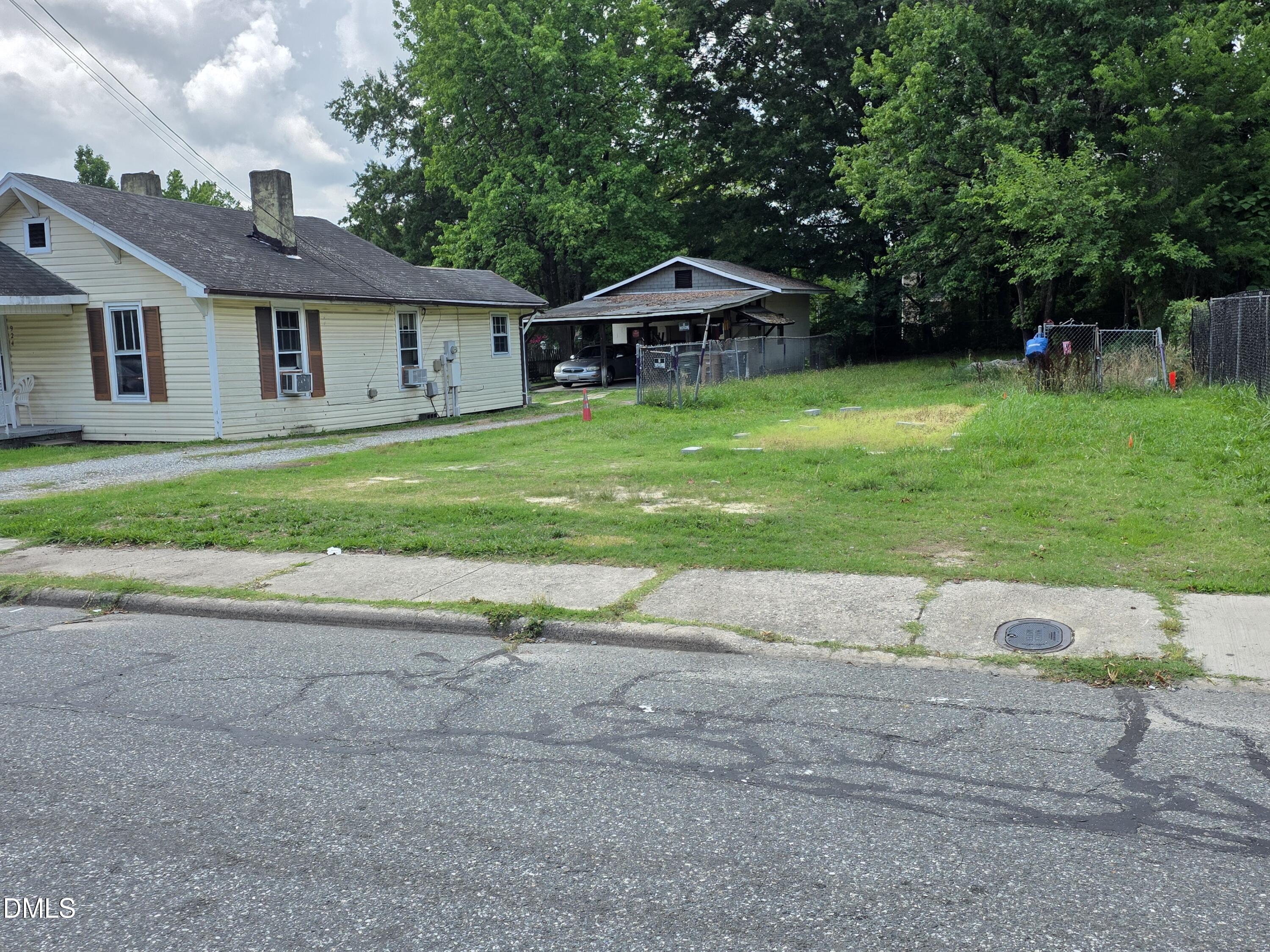 922 Lincoln Street, Greensboro, NC 27401