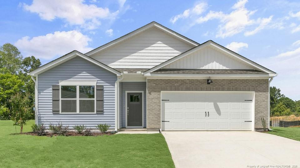 676 Wilder Bloom Path, Aberdeen, NC 28315