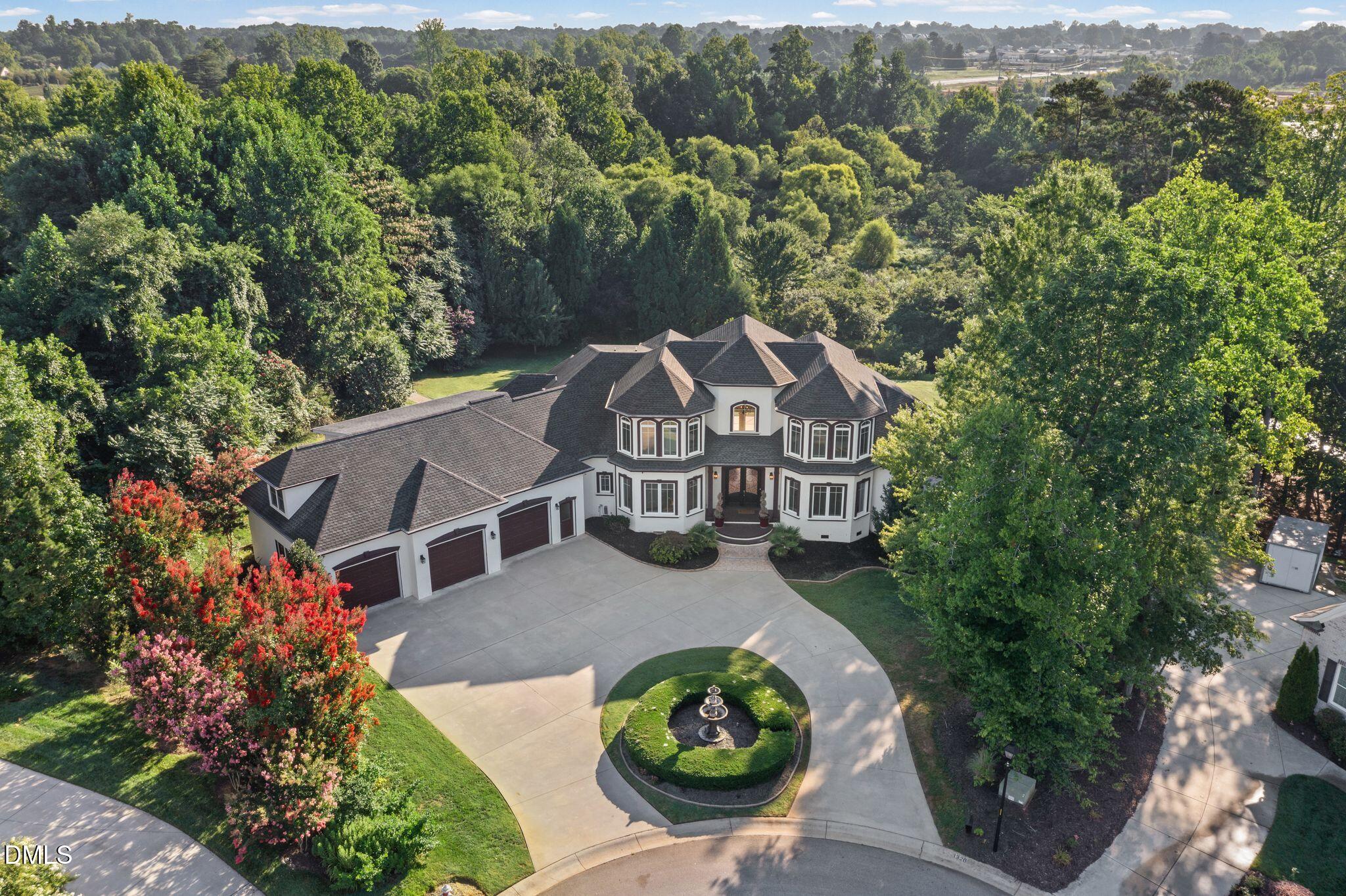 1326 Lochshire Drive, Burlington, NC 27215
