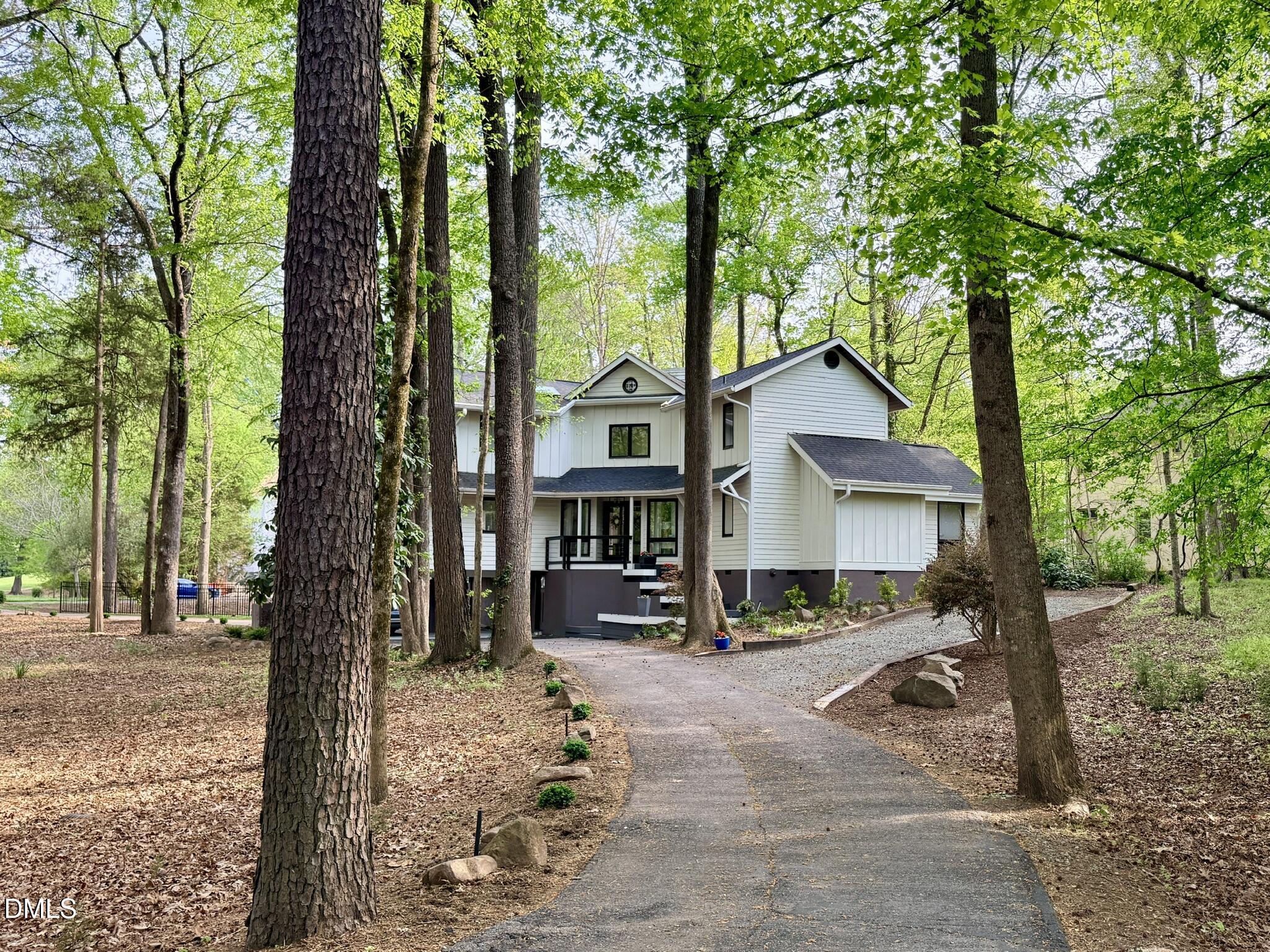 996 Cleland Drive, Chapel Hill, NC 27517