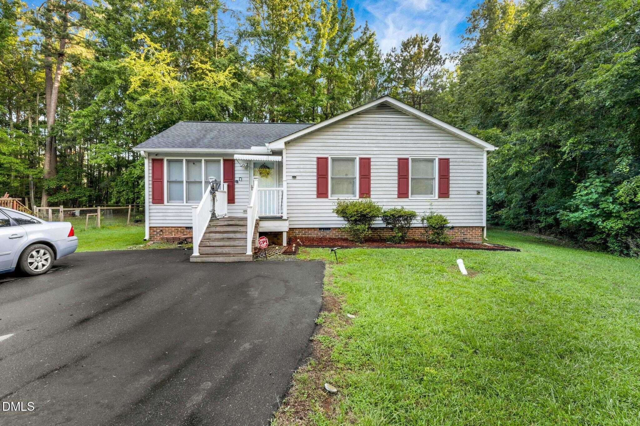 905 Alexander Stewart Drive, Hillsborough, NC 27278