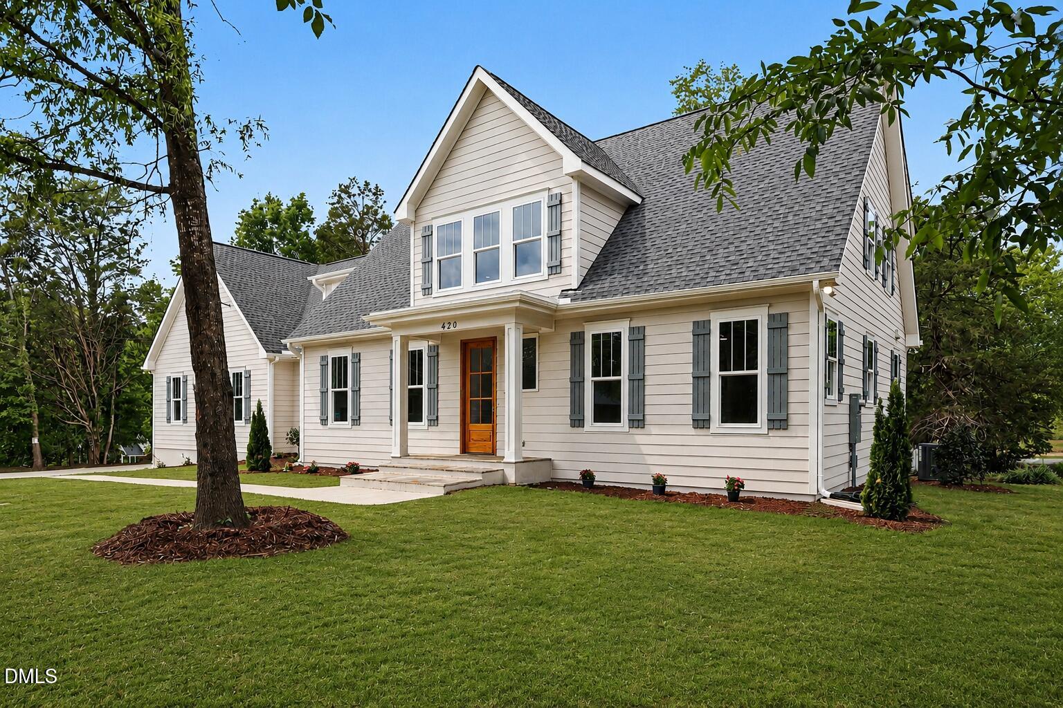 420 W Corbin Street, Hillsborough, NC 27278