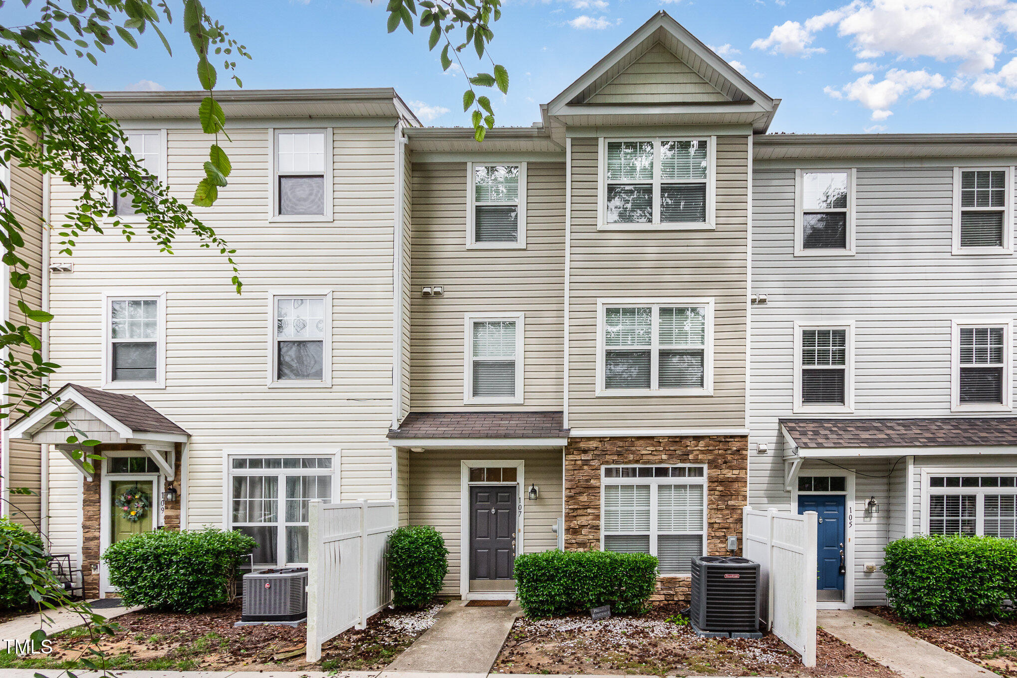 1220 Canyon Rock Court 107, Raleigh, NC 27610