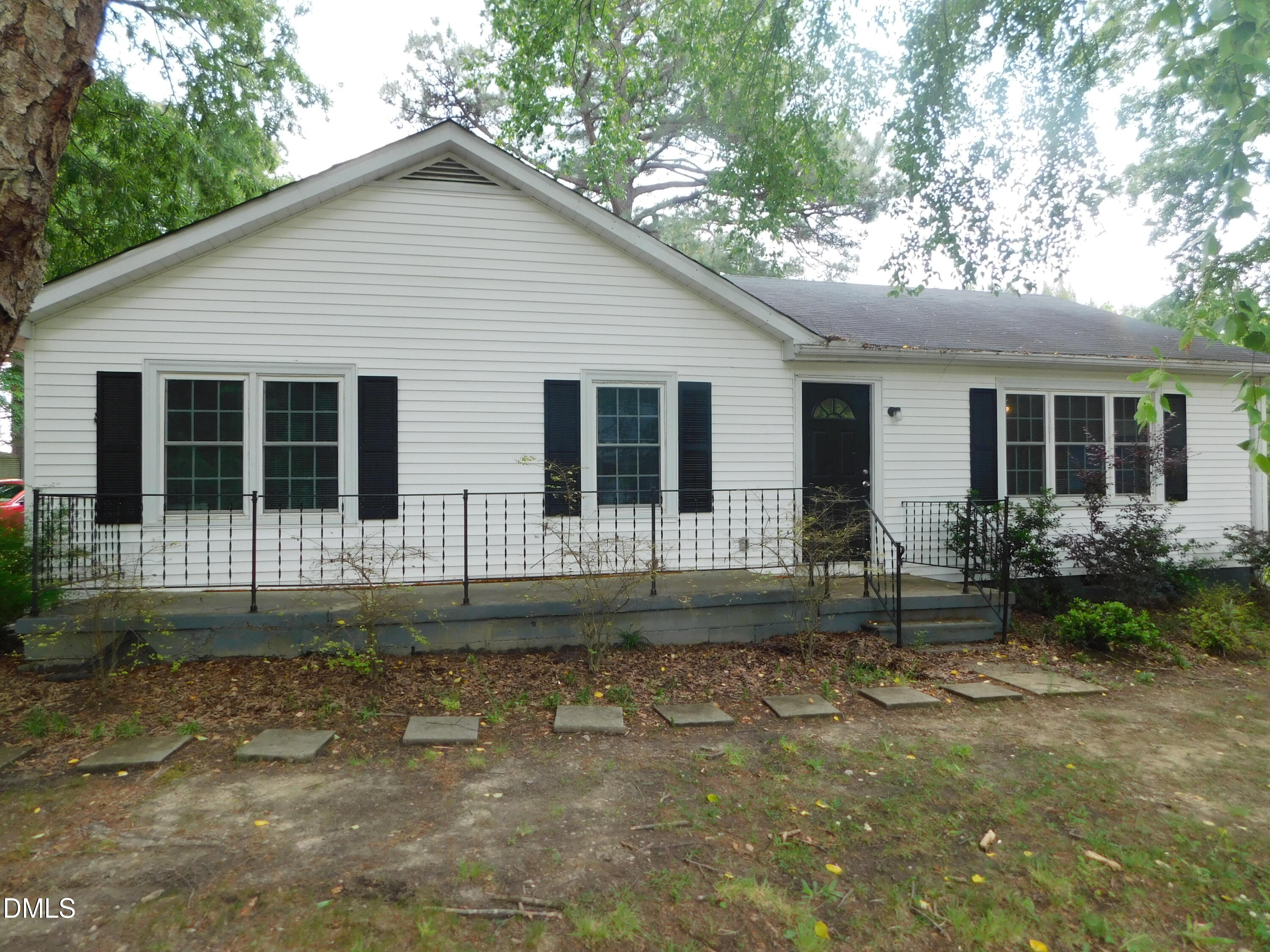 1536 Hight Street, Henderson, NC 27536