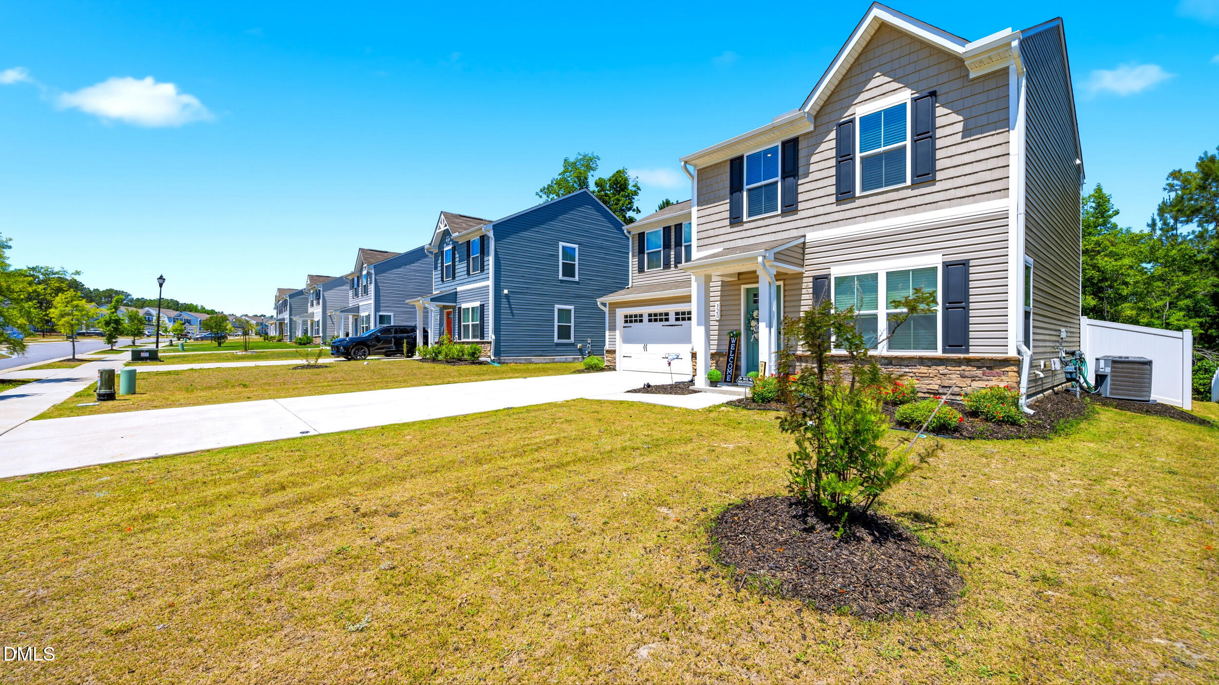 320 Golden Plum Lane, Zebulon, NC 27597