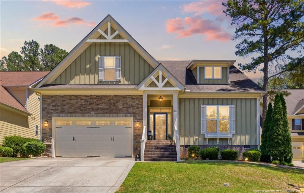704 Micahs Way N, Spring Lake, NC 28390