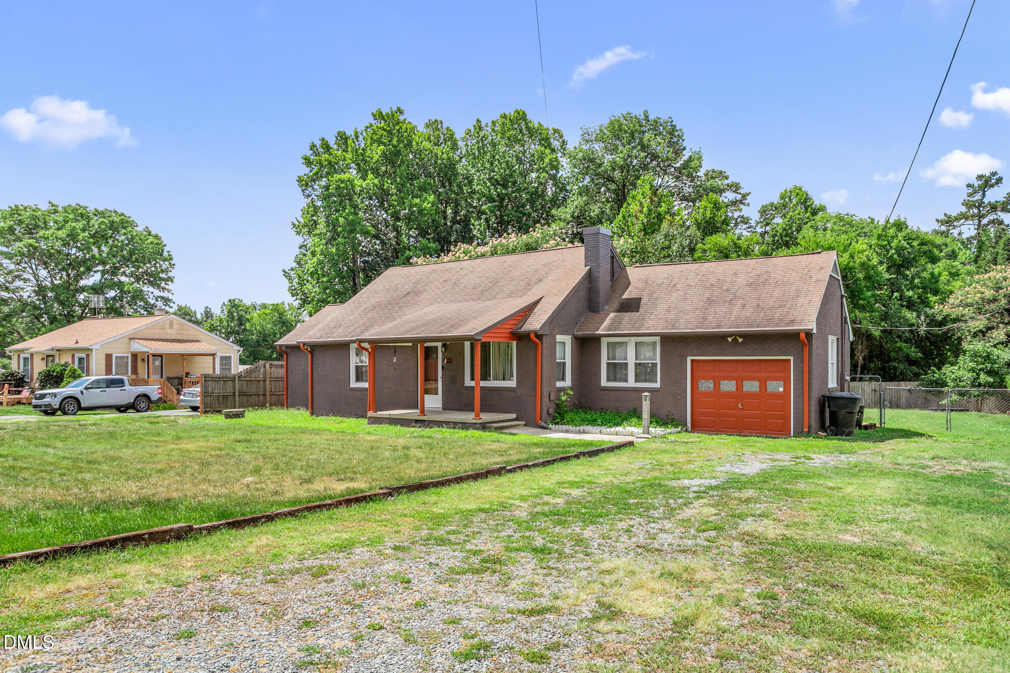 2442 Hoskins Road, Burlington, NC 27215