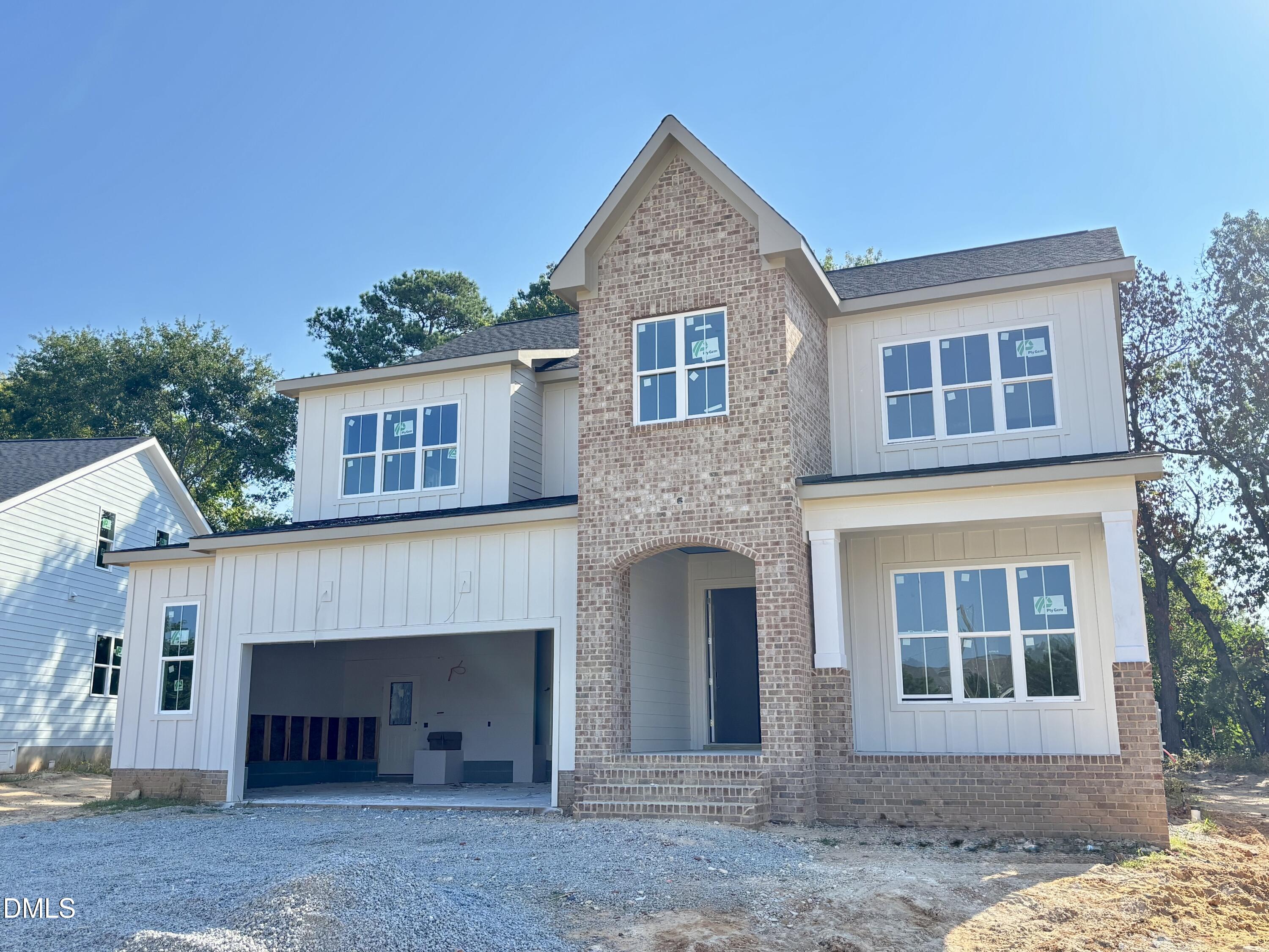 2324 Hilltop Bluffs Court, Fuquay Varina, NC 27526