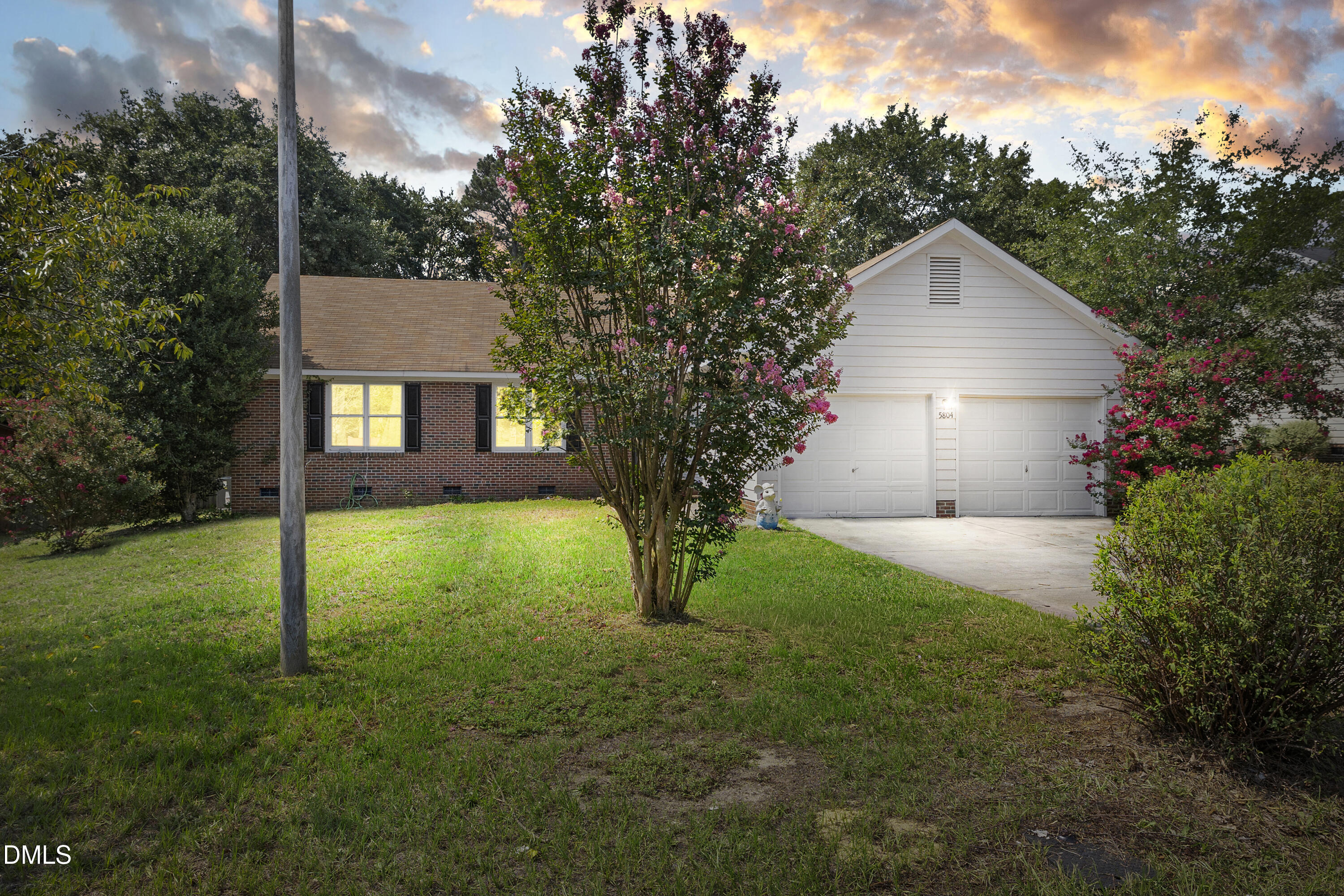 5804 Bear Creek Circle, Fayetteville, NC 28304