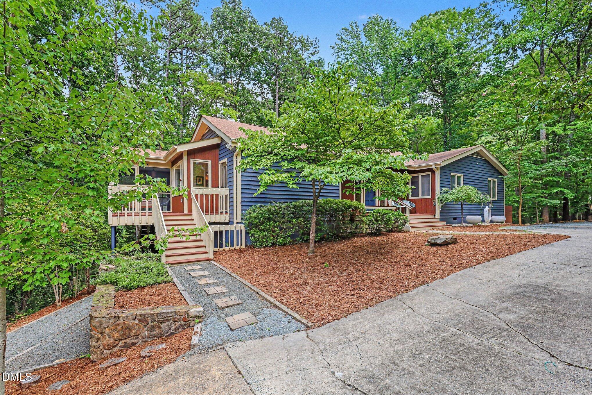 625 Kensington Drive, Chapel Hill, NC 27514