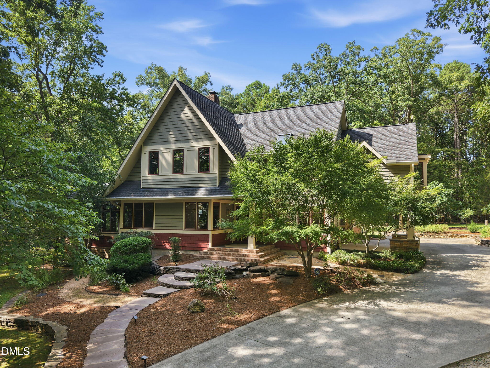 2219 Ridgewood Road, Chapel Hill, NC 27516