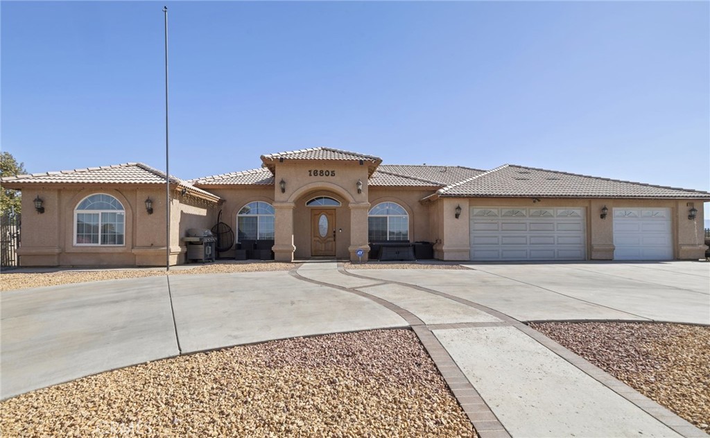 16805 Ponca