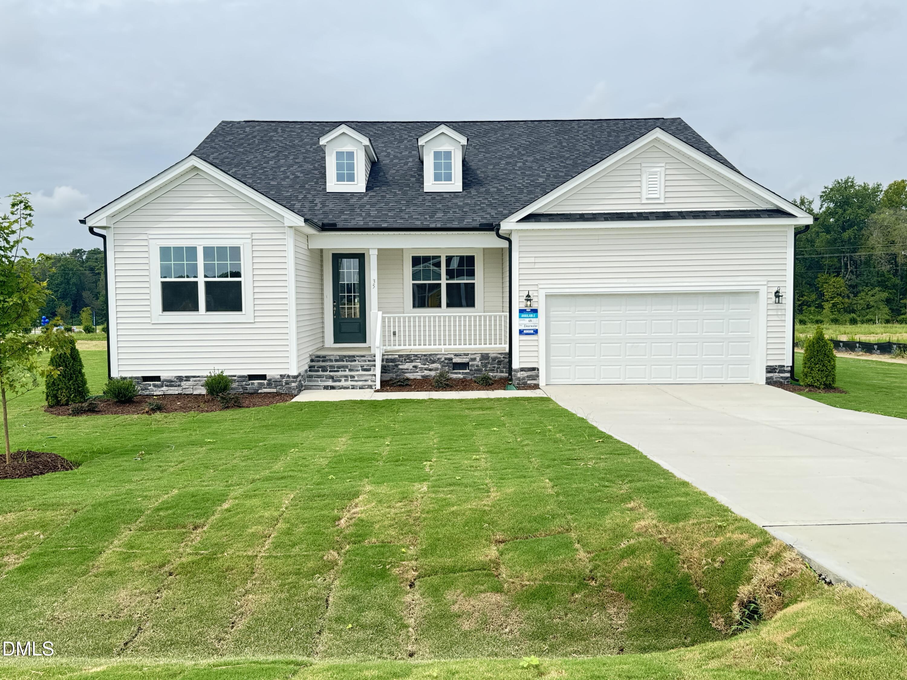 35 Windward Place, Lillington, NC 27546