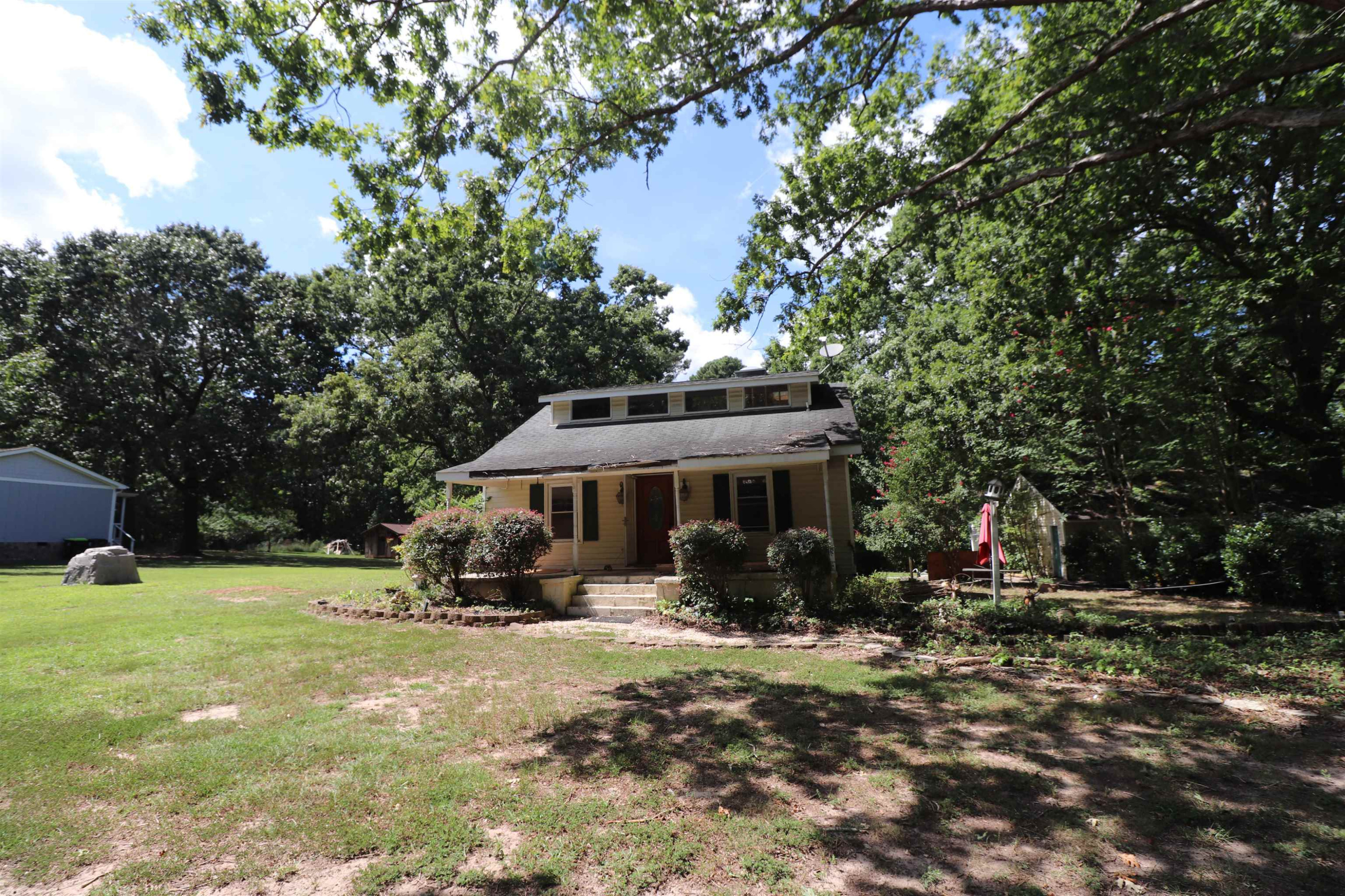 1804 Carpenter Pond Road, Raleigh, NC 27613