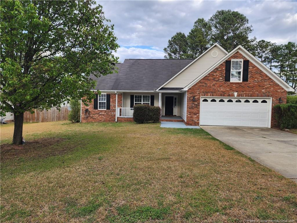 136 Cross Creek Drive, Raeford, NC 28376