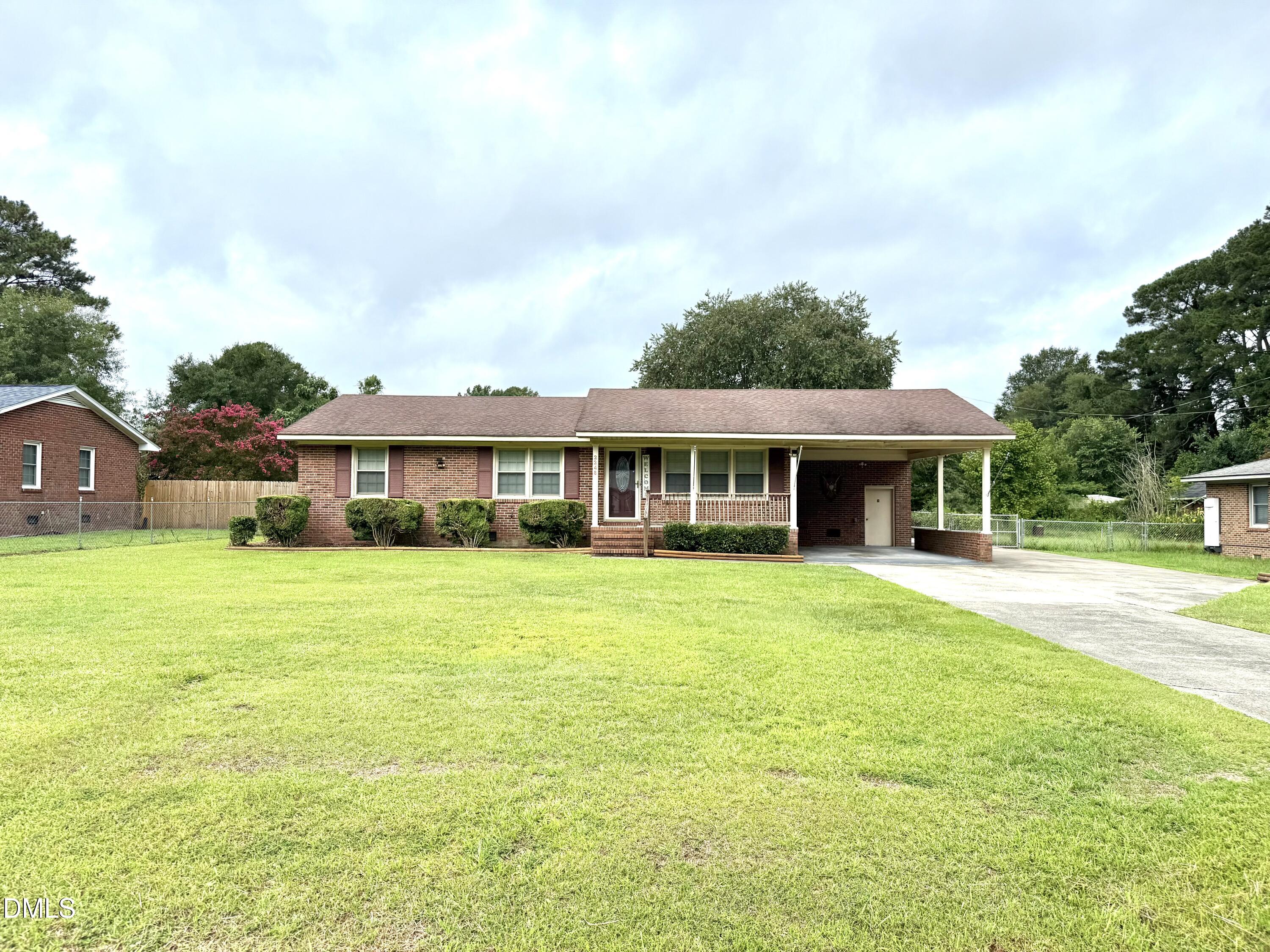 2248 Longleaf Pine Drive, Kinston, NC 28504
